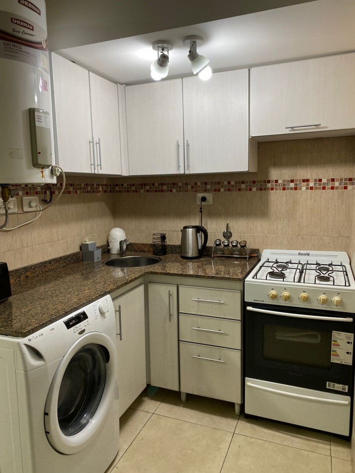 Venta Departamento de 1 y 1/2 ambientes con balcon APTO CREDITO - Liniers