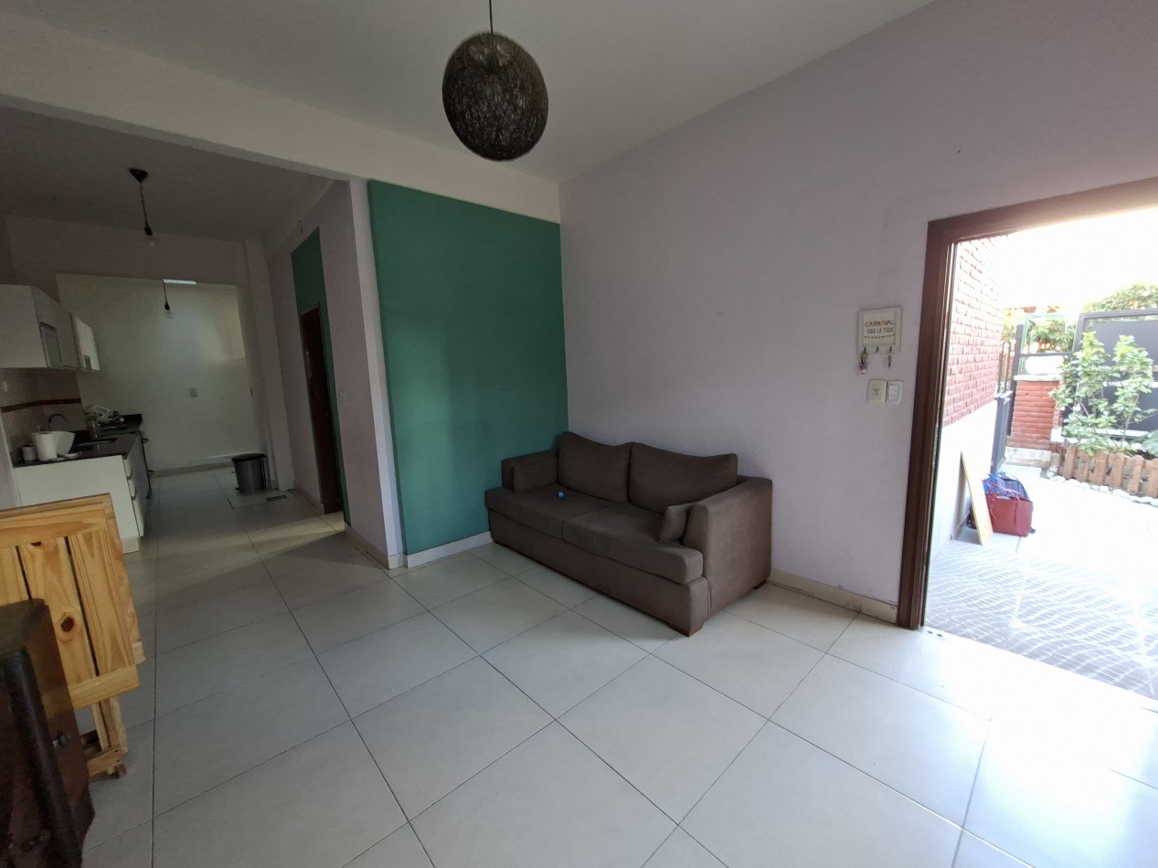 Venta Ph Tipo Casa 3 ambientes sin expensas con entrada independiente, terraza y quincho - Villa Lugano