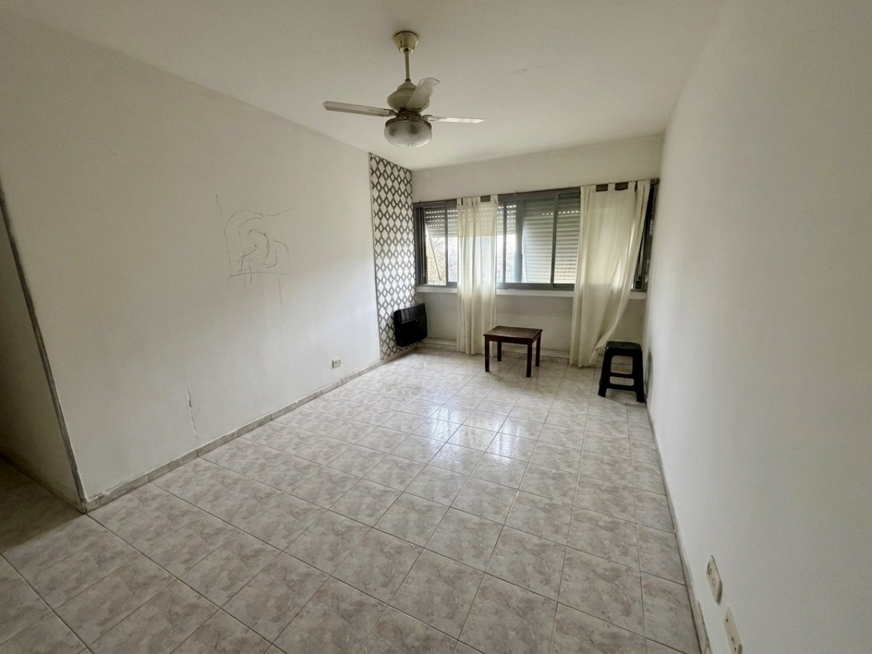 Alquiler Departamento 3 ambientes con cocina grande - Lugano IyII Edificio 55