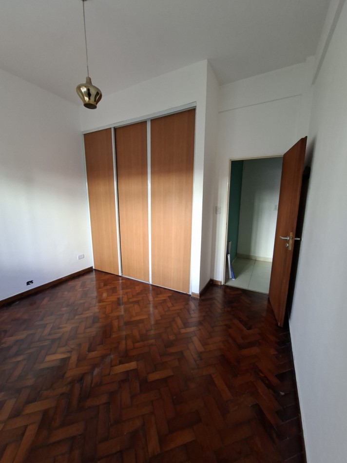 Venta Ph Tipo Casa 3 ambientes sin expensas con entrada independiente, terraza y quincho - Villa Lugano